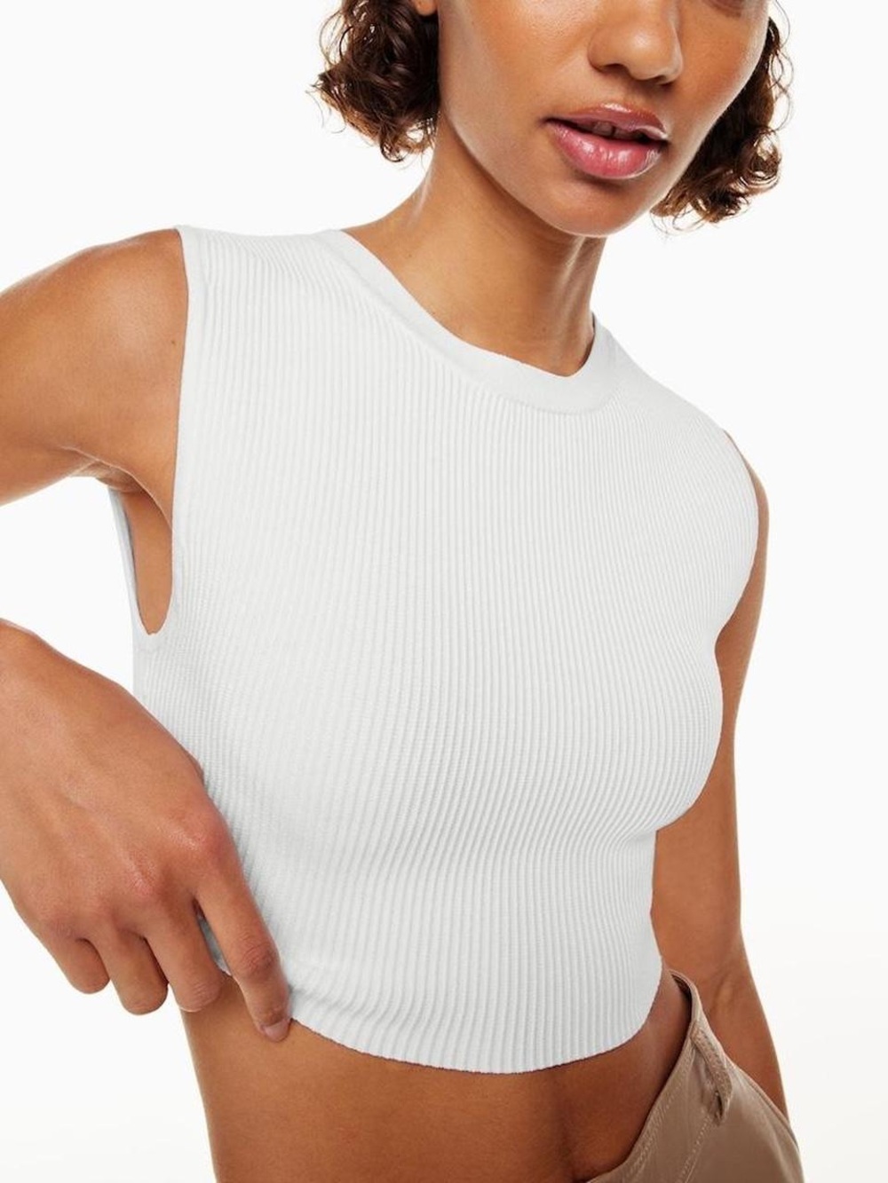 Aritzia Babaton Sculpt Knit Muscle Cropped Tank in White